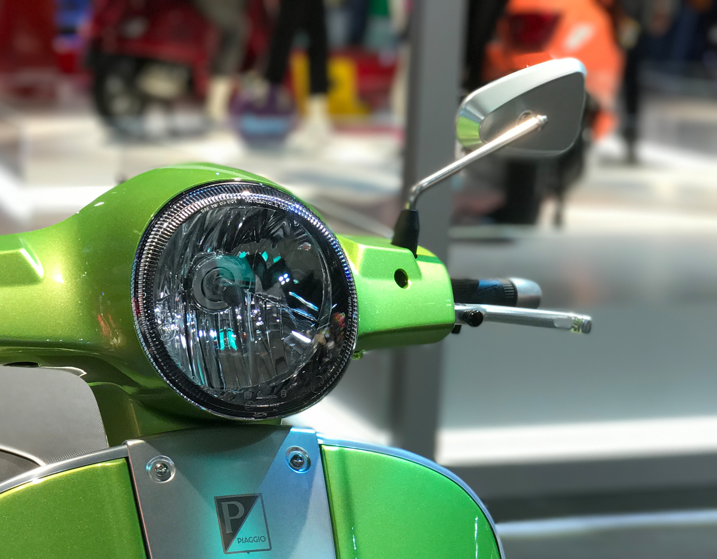 Rétroviseur Vespa droit GTS de Rizoma